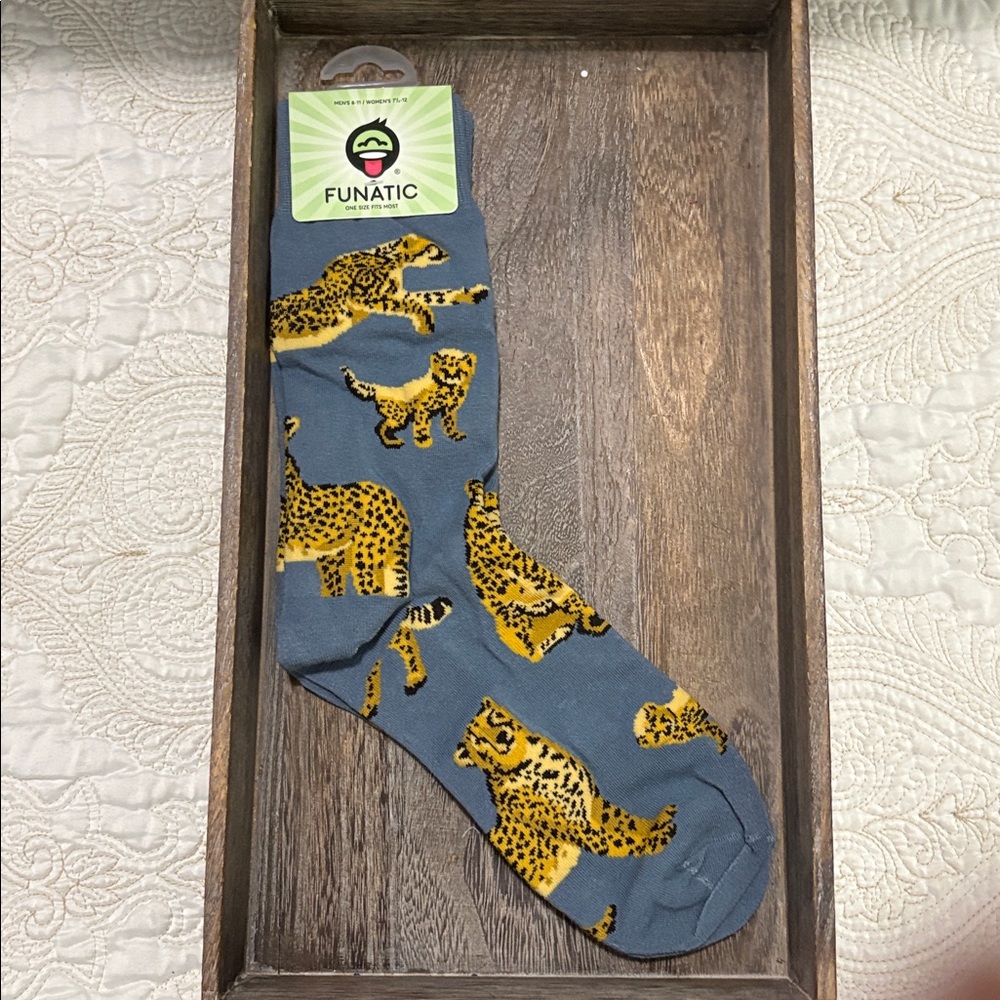 Leopard Socks - Picture 1 of 4